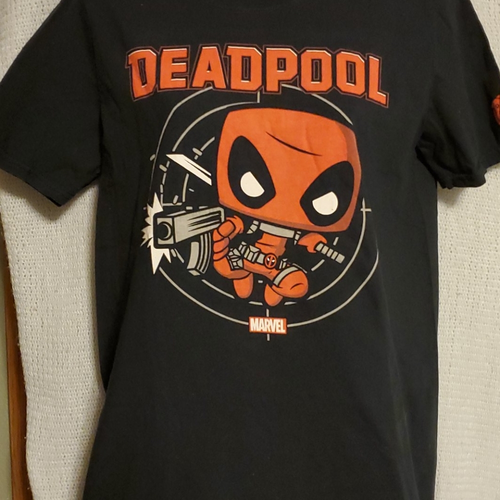 Dead pool t shirt